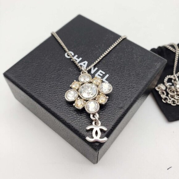 Authentic CHANEL CC with stone Necklace Silver Color - Picture 1 of 14
